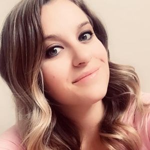 Meet your Posher, Chelsie